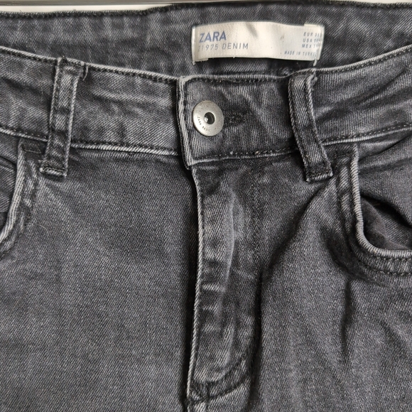 ZARA 1975 Denim Mid rise Washed Black skinny Jean , Size 6 - Picture 3 of 10